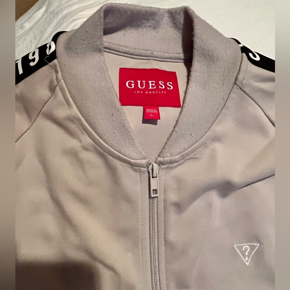 Men’s Jacket - Picture 3 of 7